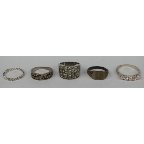 31 - 5 silver rings