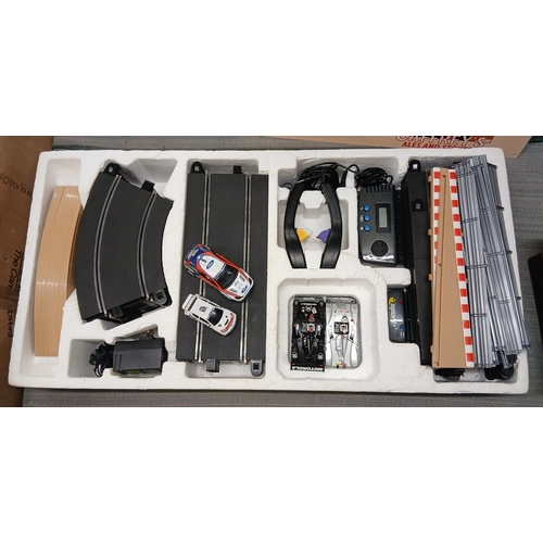 339 - Scalextric Le Mans 24 racing set together with crossover advanced extra track