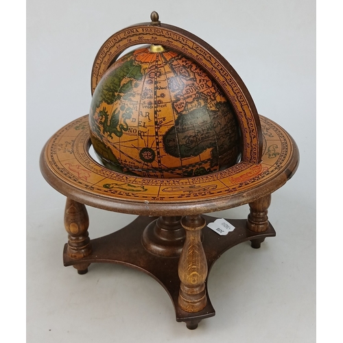 373 - Small wooden globe made in Italy - Approx H: 23cm