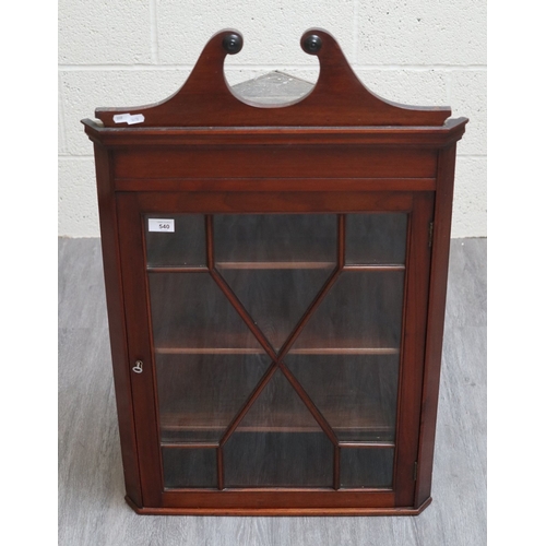 540 - Small glazed Edwardian corner unit