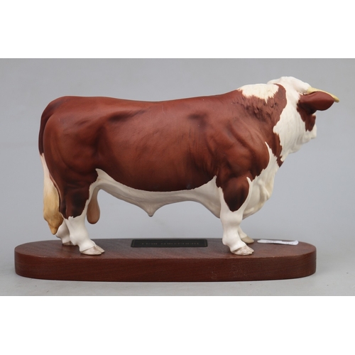 248 - Beswick Connoisseur Hereford Bull set on wooden base - by Graham Tongue A2542A approx 19cm x 30cm