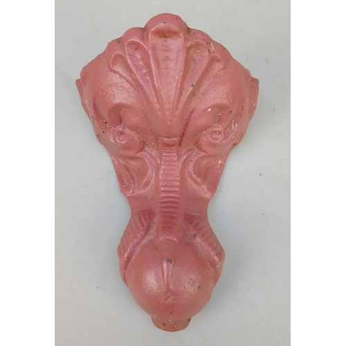 427 - Set of 4 ball and claw feet for a roll topped bath