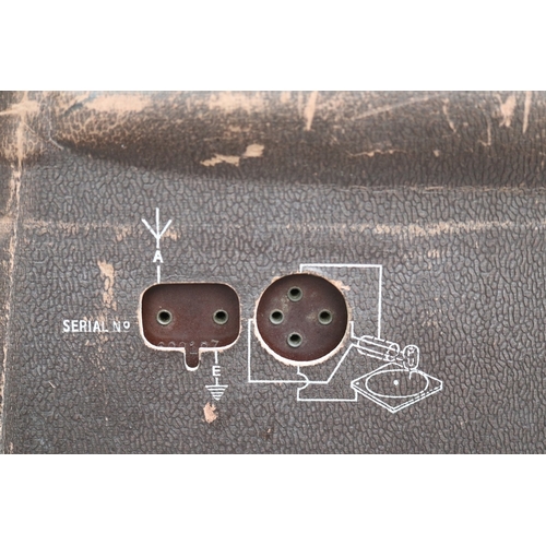 502 - Gordon Russell designed Murphy radio type 146