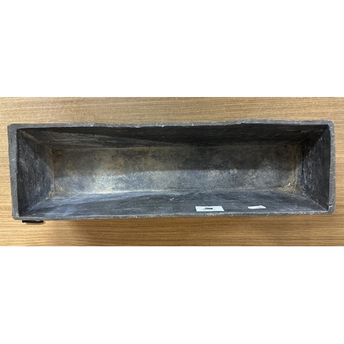 509 - Small lead trough planter - Approx W: 45cm D: 13cm H: 10cm