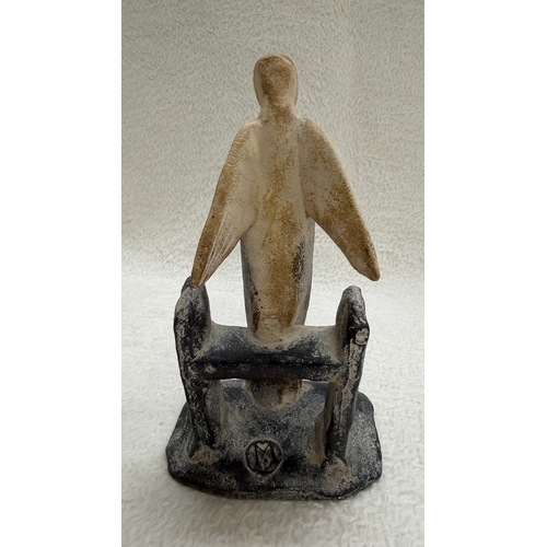 227 - Interesting figure by John Maltby (1936-2020) - Approx H: 18cm