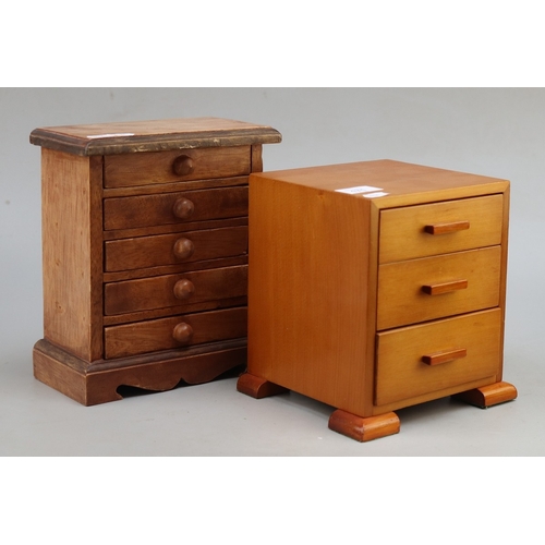 171 - 2 jewellery boxes with contents to include silver