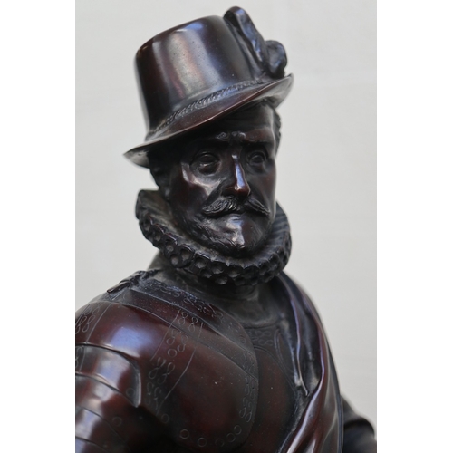 461 - A monumental bronze of William of Orange astride his horse, mounted to a marble base marked De Muich... 