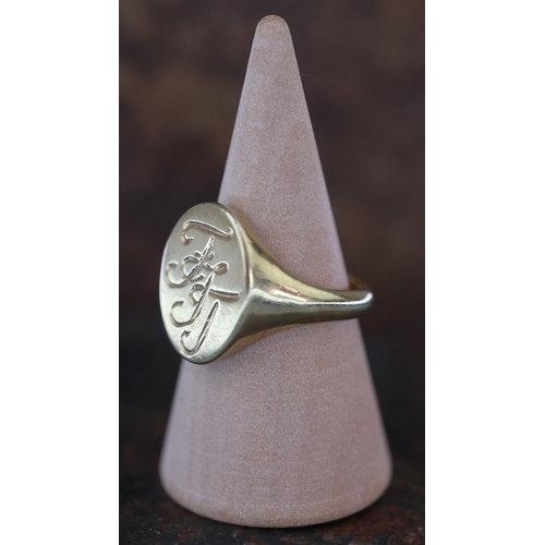 57 - 14ct Gold Ring - Approx 10.4g