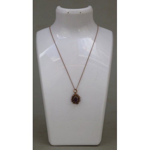 75 - 9ct gold necklace with amethyst pendant - Approx 2.7g