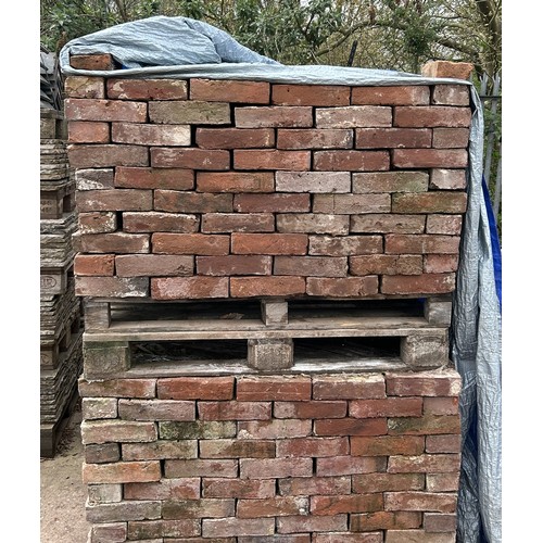 49 - Excellent quality Georgian 2.5 inch (60/65mm) handmade reclaimed bricks 350 per pallet