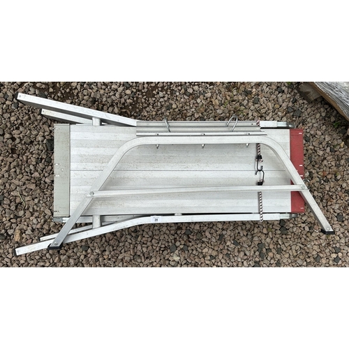 28 - Platform/ladder folding system with sealey ladder standoff