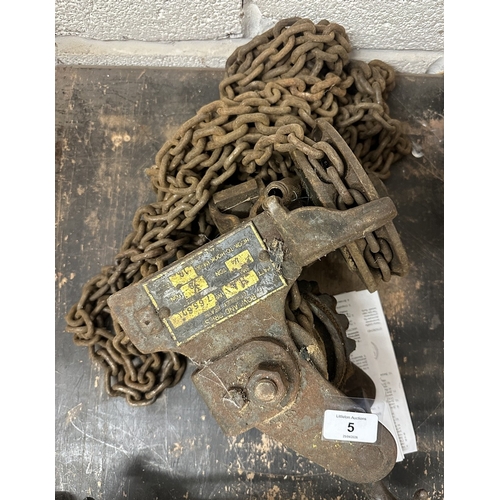 5 - Rowland Priest - heavy duty chain, block and tackle