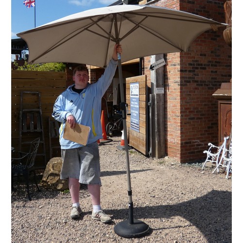 14 - Garden parasol with heavy parasol base