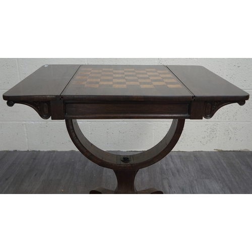 Regency rosewood games table with reversable chess top