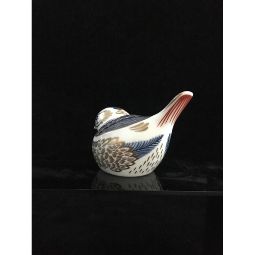 39 - A Royal Crown Derby porcelain bird form paperweight, Goldcrest, silver button, 9cm max; and a box (2... 