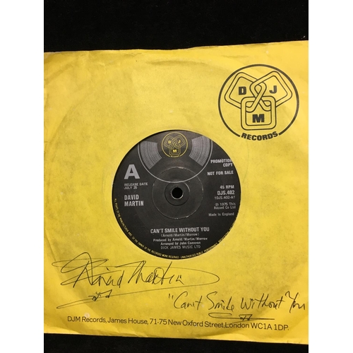 81 - Rock and Pop Memorabilia - Barry Manilow/David Martin 'Can't smile without you' Vinyl Single, promot... 