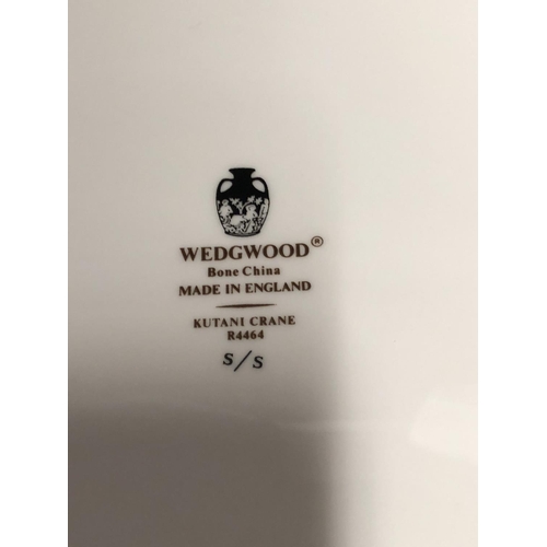 134 - Wedgwood - Kutani Crane pattern, part dinner service, comprises: 6 Dinner plates; 6 dessert plates; ... 