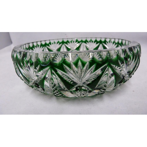 69 - Val St Lambert - an emerald green overlay glass centerpiece bowl, cut with a central starburst, 20cm... 