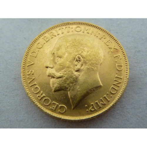 11 - A gold Sovereign coin, dated 1917, 7.98grms approx