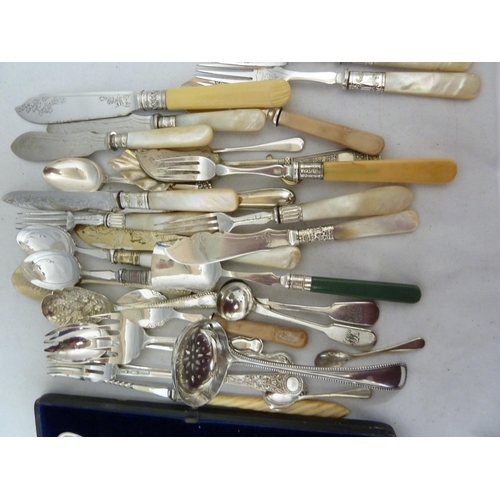 20 - A quantity of EPNS cutlery, mostly fancy wares - jam spoons; a cased set of berry spoons; and other ... 