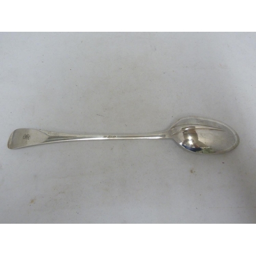 25 - A silver stuffing spoon, rat tail, London 1913, makers mark of W over SD H Ltd for William Hutton & ... 