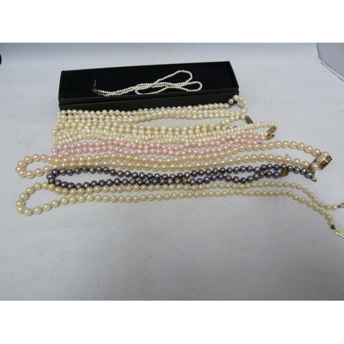 69 - Various pearl necklaces - including a freshwater necklet of small sized pearls; a 'double pearl' nec... 