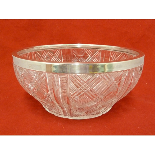 15 - A Walker & Hall silver mounted cut glass fruit bowl, the colourless glass cut with crosshatching and... 