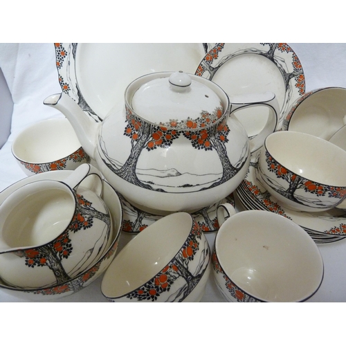 82 - A Crown Ducal Ware Orange tree pattern part tea set, comprising: Teapot, cover and stand; six cups, ... 