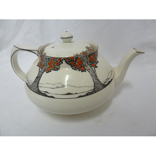 82 - A Crown Ducal Ware Orange tree pattern part tea set, comprising: Teapot, cover and stand; six cups, ... 