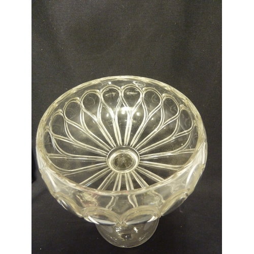 187 - An English rock crystal style glass centerpiece bowl, the bowl and stem decorated with elongated tea... 