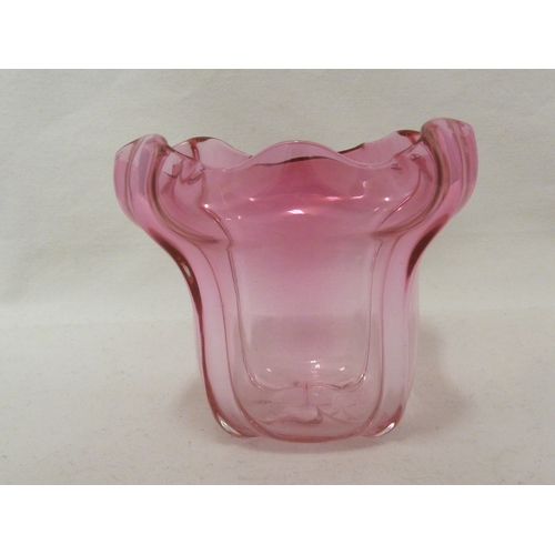 123 - Steuben - a grotesque vase, pink colour, of inverted bell flower form, 10cm high