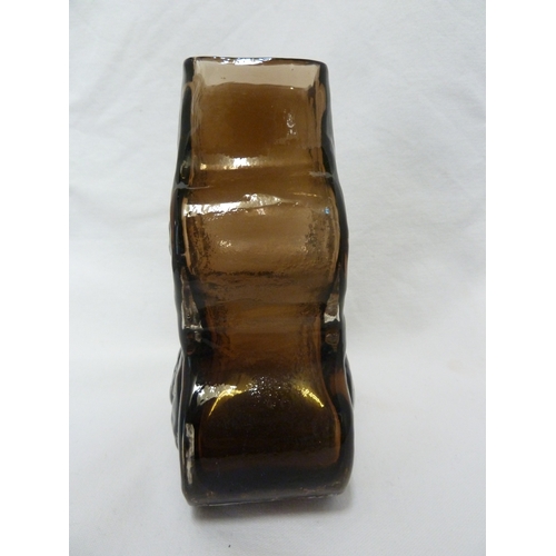 15 - Geoffrey Baxter for Whitefriars Limited - A Cello vase in cinnamon colour, 17.5cm high approx.