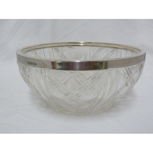 192 - A Walker & Hall silver mounted cut glass fruit bowl, the colourless glass cut with crosshatching and... 