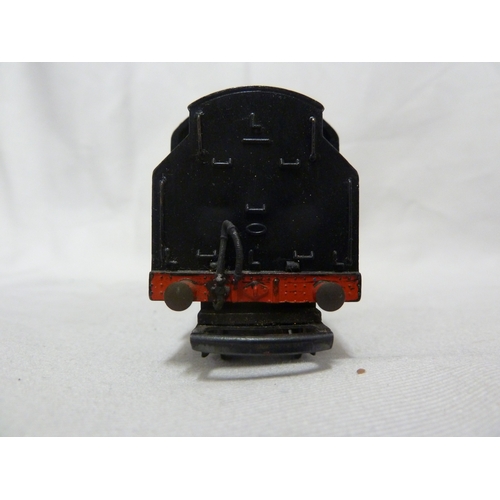 184 - Model Railway Interest - a  Triang 00 guage steam locomotive numbered R59 to underside, in British R... 