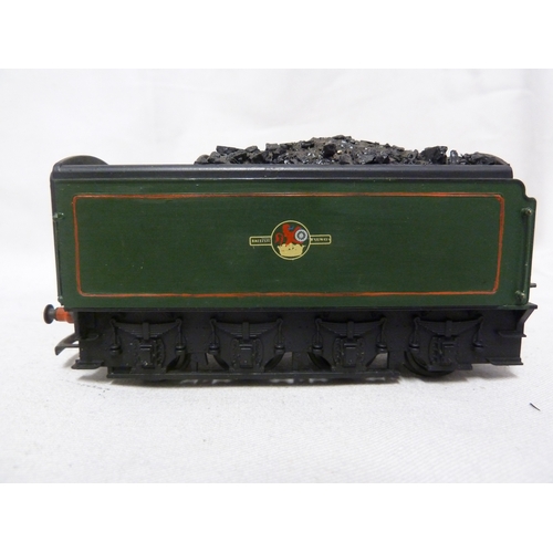 155 - Model Railway Interest - a Hornby 00 guage steam locomotive numbered 60022 with nameplate Mallard ea... 