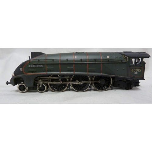 145 - Model Train and Railway Interest - a Bachmann 00 gauge Quicksilver Engine, numbered 60015 in dark gr... 