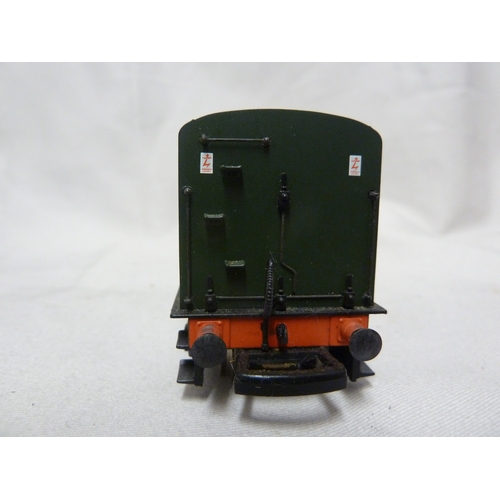 207 - Model Train and Railway Interest - a Bachmann 00 gauge Kestrel Engine, numbered 60130 in dark green ... 