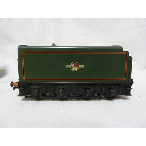 144 - Model Train and Railway Interest - a Bachmann 00 gauge Kestrel Engine, numbered 60130 in dark green ... 