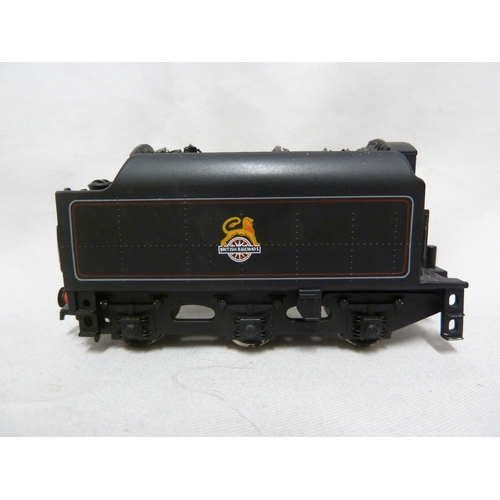 171 - Model Train and Railway Interest - a Hornby 00 gauge Engine, numbered 92166,  in black livery with s... 