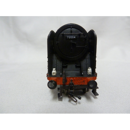 172 - Model Train and Railway Interest - a Hornby 00 gauge William Shakespeare Engine, numbered 70004 in d... 