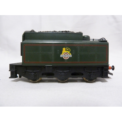 170 - Model Train and Railway Interest - a Hornby 00 gauge Fyling Dutchmann Engine, numbered 70018 in dark... 