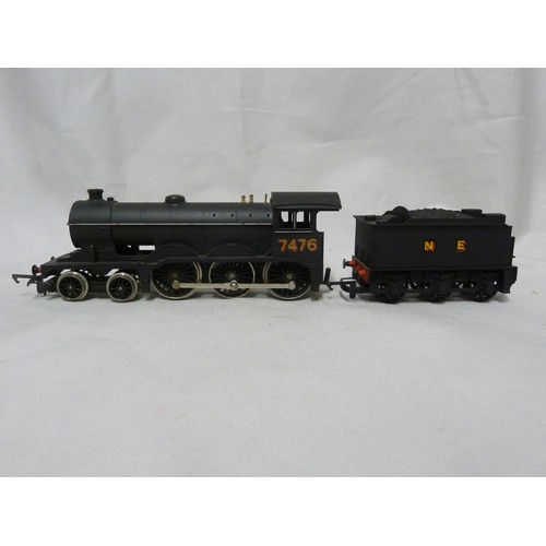 168 - Model Train and Railway Interest - a Hornby Railways 00 gauge Engine, numbered 7476 in black livery ... 