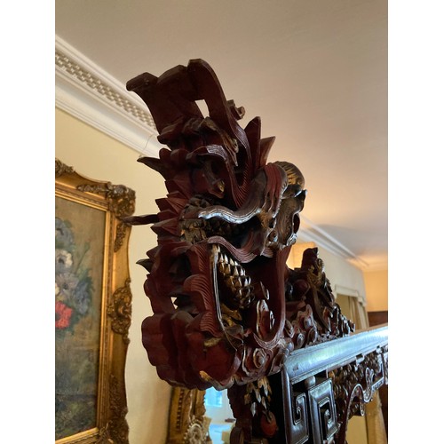 40 - A large Chinese carved and lacquered wood room divider screen, modern, export seal attached, 2.02m x... 