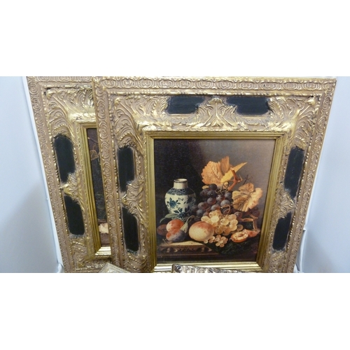 127 - Six decorative picture frames, modern, 42cm max. (2)