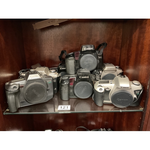 121 - Assorted Canon cameras