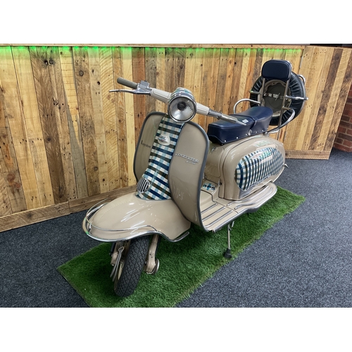 1960 Italian series 2 Lambretta Li150.

Restored 12 years ago, engine fitted with a 175 top end. 12v electronic ignition and lighting.
Front dampers.