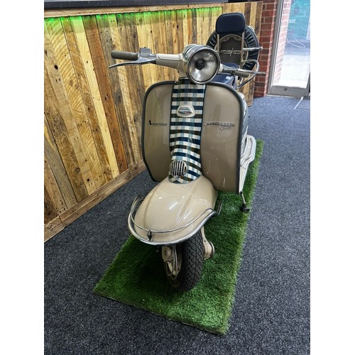 202 - 1960 Italian series 2 Lambretta Li150.

Restored 12 years ago, engine fitted with a 175 top end. 12v... 