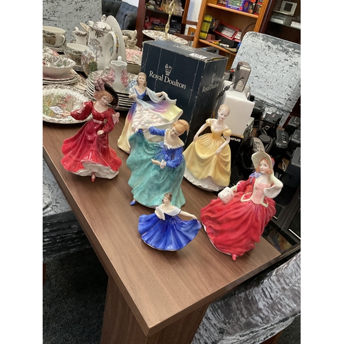 101 - 5 Royal Doulton figures