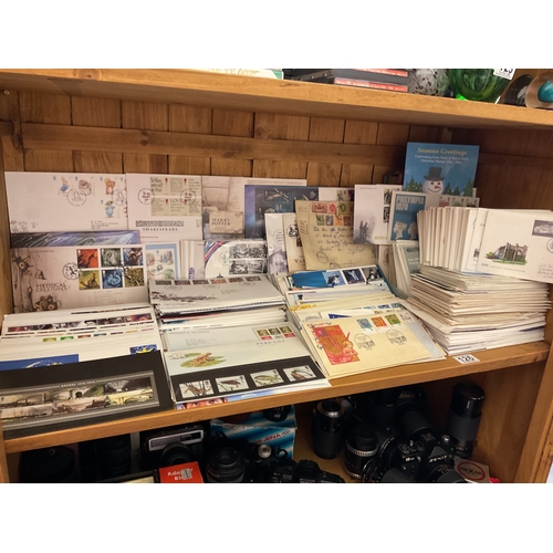 126 - Very large quantity of first day covers (over 300)