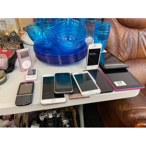 17 - Tablets, Iphones and other